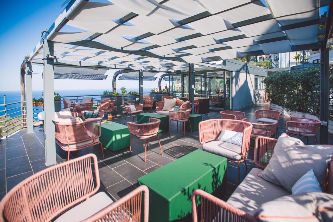Taormina Palace Hotel מראה חיצוני תמונה